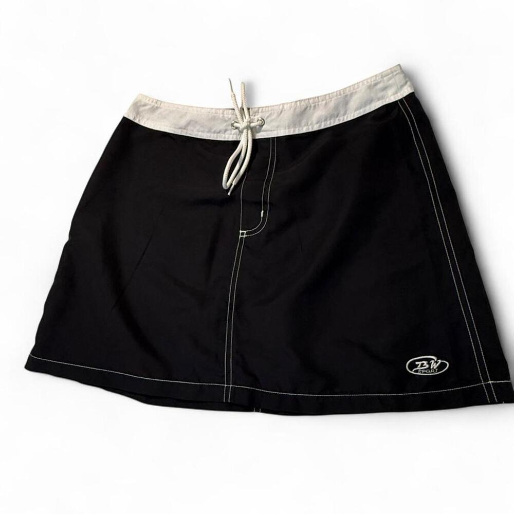 Vintage Y2K BW Sport Swim Skirt Size 8 Black White Drawstring Beach